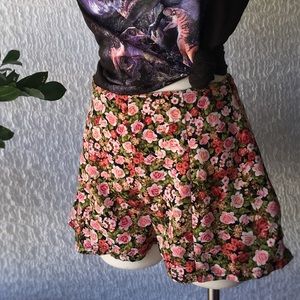 Monteau Floral Shorts